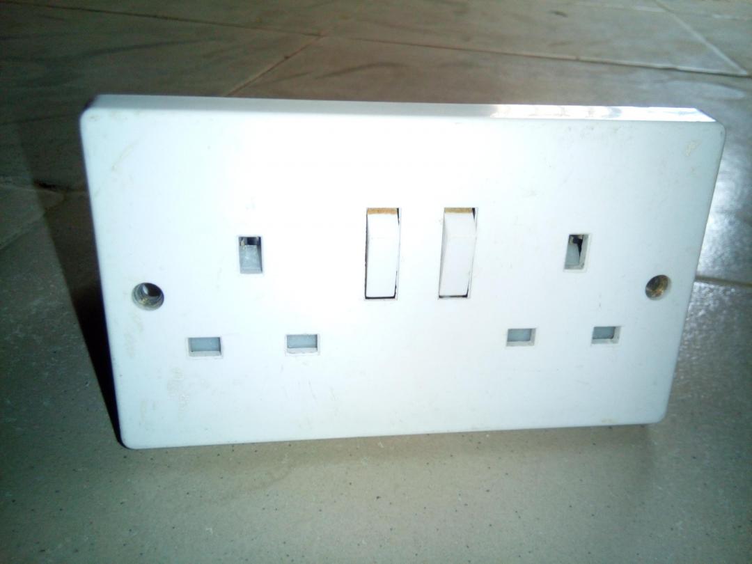 CONTACTUM 2 GANG SOCKET 13A/250V