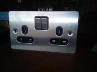 MK Y1502 2 Gang DP Switched Twin...